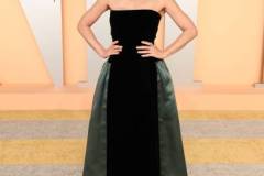 BEVERLY HILLS, CALIFORNIA - MARCH 02: Olivia Munn attends the 2025 Vanity Fair Oscar Party Hosted By Radhika Jones at Wallis Annenberg Center for the Performing Arts on March 02, 2025 in Beverly Hills, California.  (Photo by Amy Sussman/Getty Images)