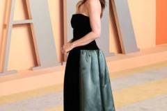 BEVERLY HILLS, CALIFORNIA - MARCH 02: Olivia Munn attends the 2025 Vanity Fair Oscar Party Hosted By Radhika Jones at Wallis Annenberg Center for the Performing Arts on March 02, 2025 in Beverly Hills, California.  (Photo by Amy Sussman/Getty Images)