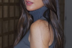 BrunetteBabeIG-5-13-2026