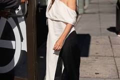 NEW YORK, NEW YORK - JUNE 01: Olivia Munn is seen in Hudson Square on June 01, 2026 in New York City. (Photo by TheStewartofNY/GC Images)